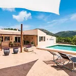 Sis Quartons Holiday home