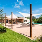 Sis Quartons Holiday home