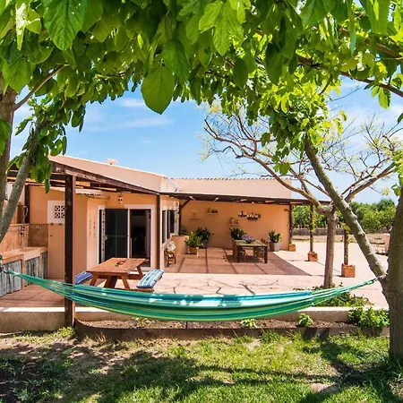 Ferienhaus Sis Quartons