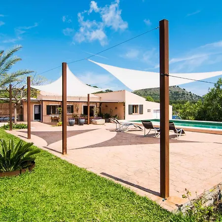 Sis Quartons Holiday home