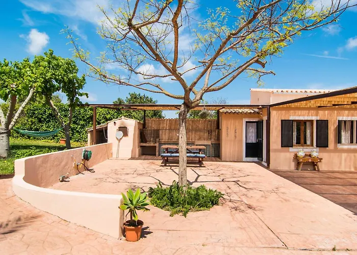 Sis Quartons Ferienhaus *